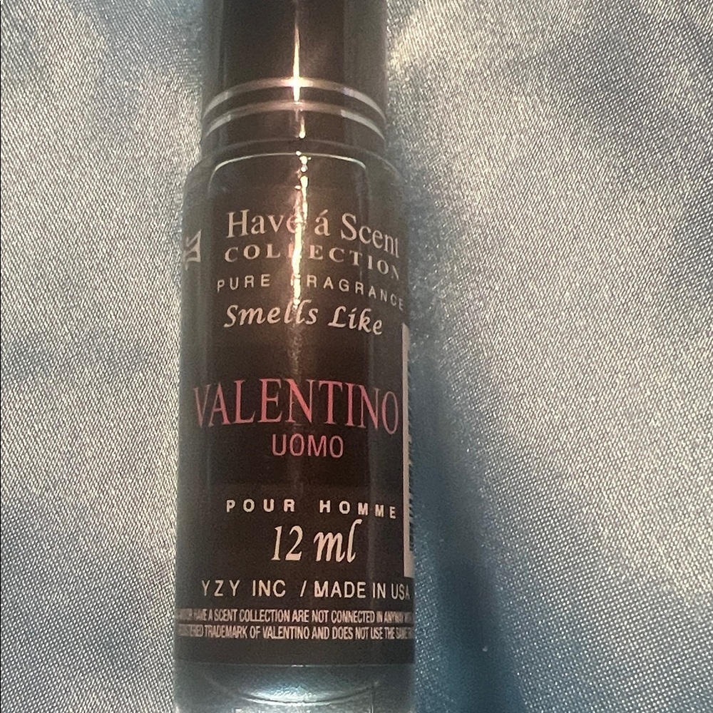 Have a scent fragrance oil for men, 12 ml rollerball. Smells like Valentino Uomo - Picture 2 of 3
